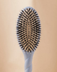 N.03 La Brosse Cuir Chevelu Sensible l'Indispensable Douceur Bleu Ciel