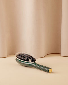 N.02 La Brosse Démêlante & Soin l'Indispensable Vert Emeraude